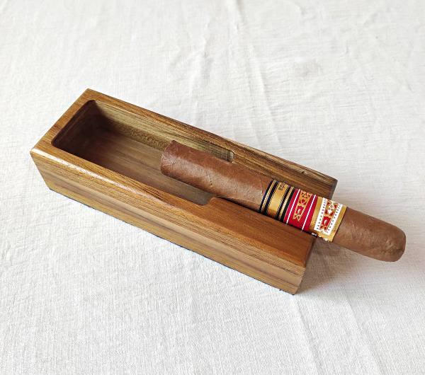 Cinzeiro luxo, luxuoso, cohiba, cuba, confraria